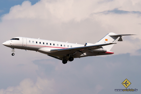 Bombardier Global 6500 (BD-700-1A10)